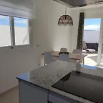 Vakantiehuis Casa Hubara Lanzarote, Brand New, Bright And Quiet